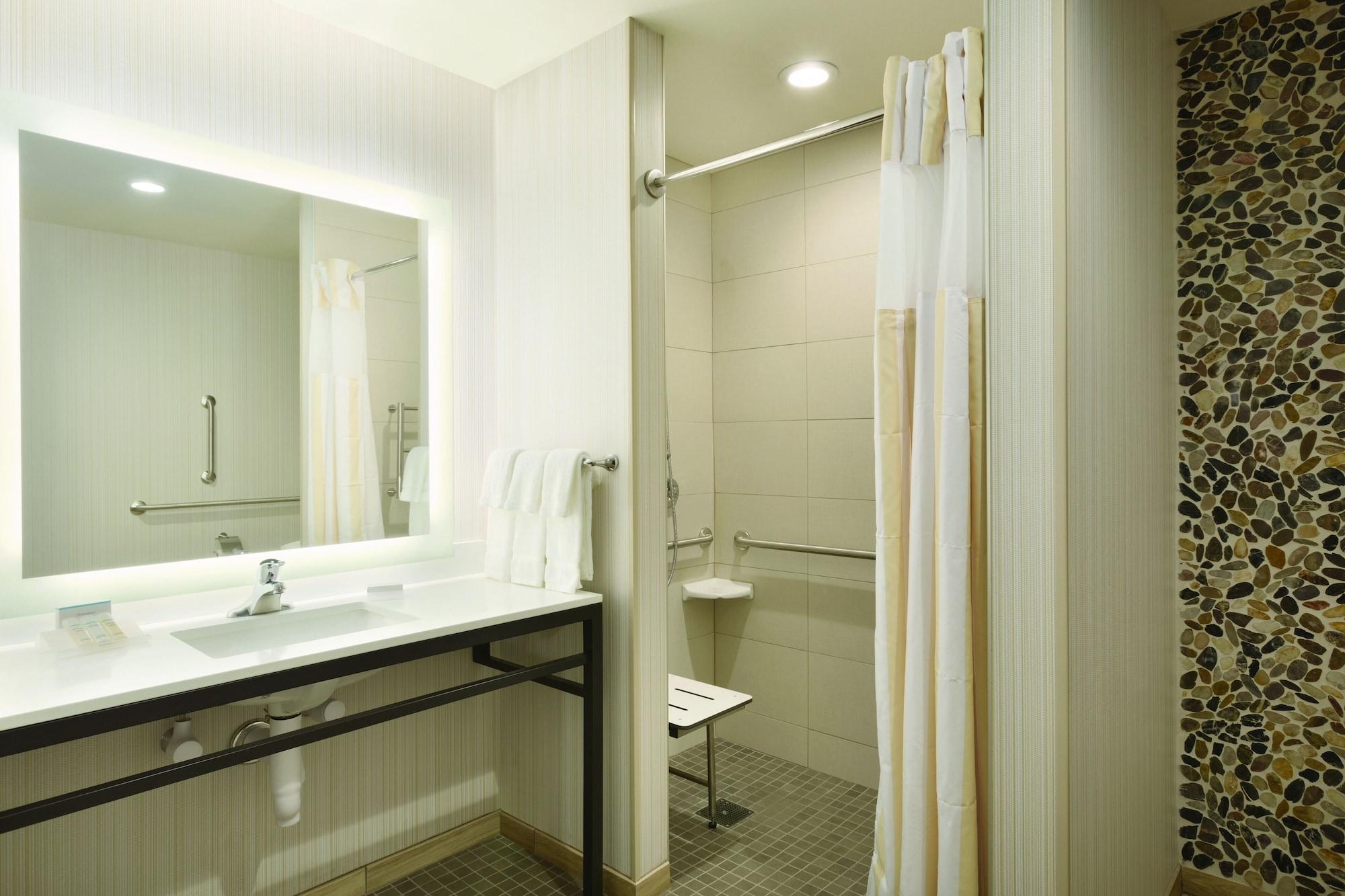 Hilton Garden Inn Pittsburgh Airport South-Robinson Mall Robinson Township  Exterior photo